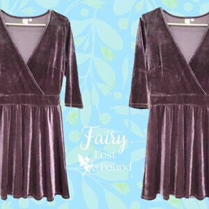 🍄50% TWIK Lavender Velvet Midi Dress sz M
